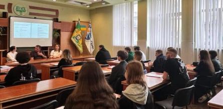 Студенти ОПП &laquo;Інженерія програмного забезпечення&raquo; захистили звіти з технологічної практики!